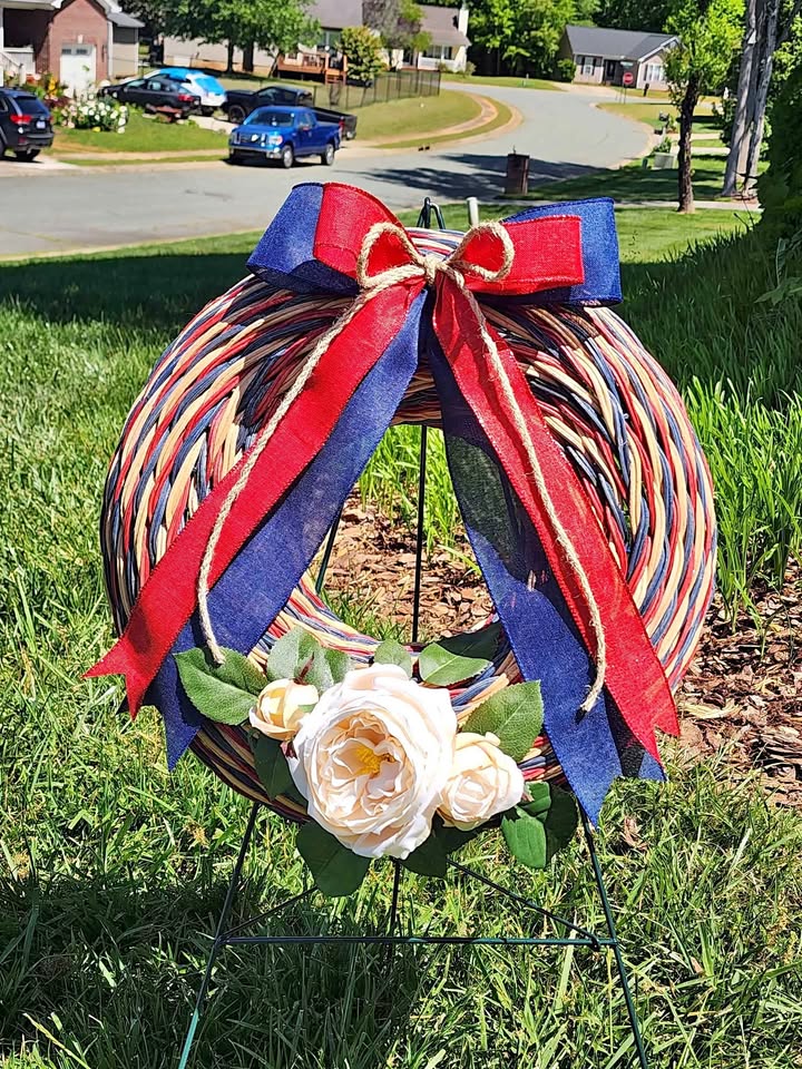 Americana Wicker & Floral Wreath